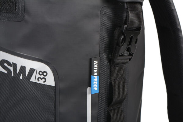 WATERPROOF REAR DUFFLE BAG SW38